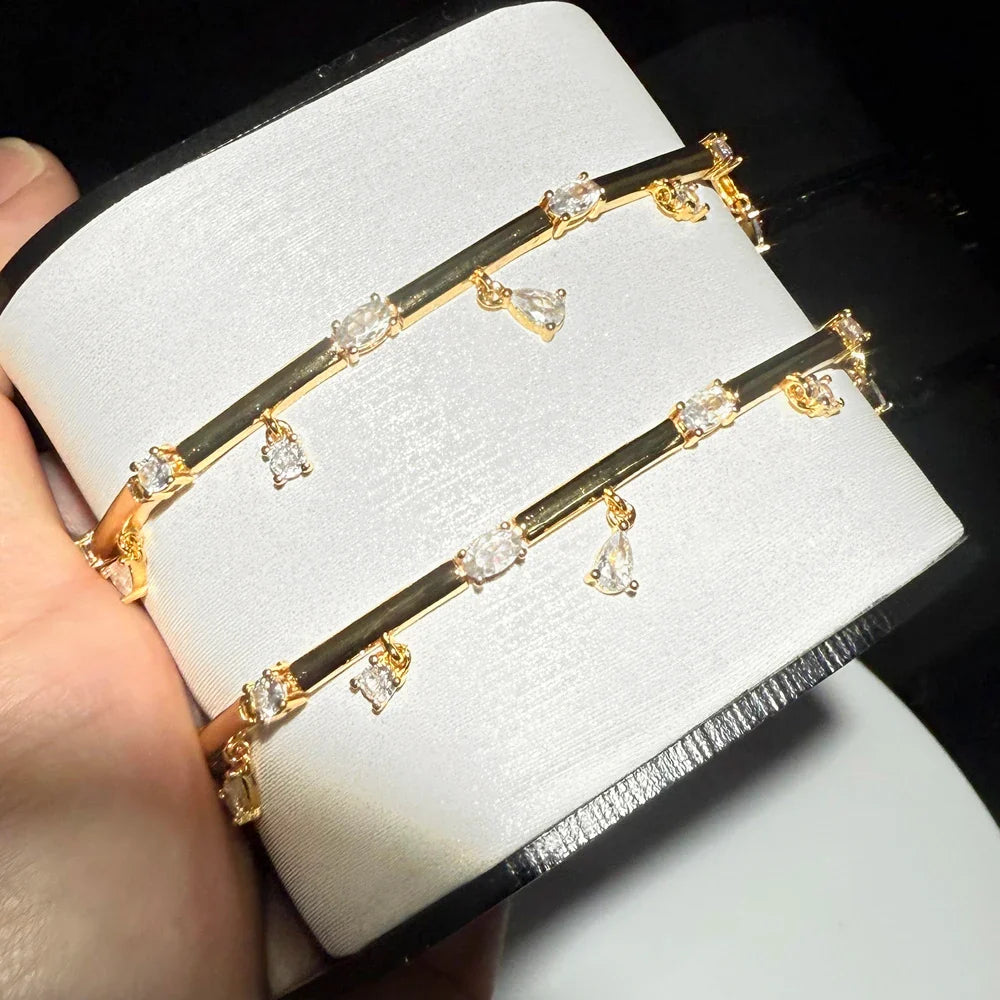Bella Necklace